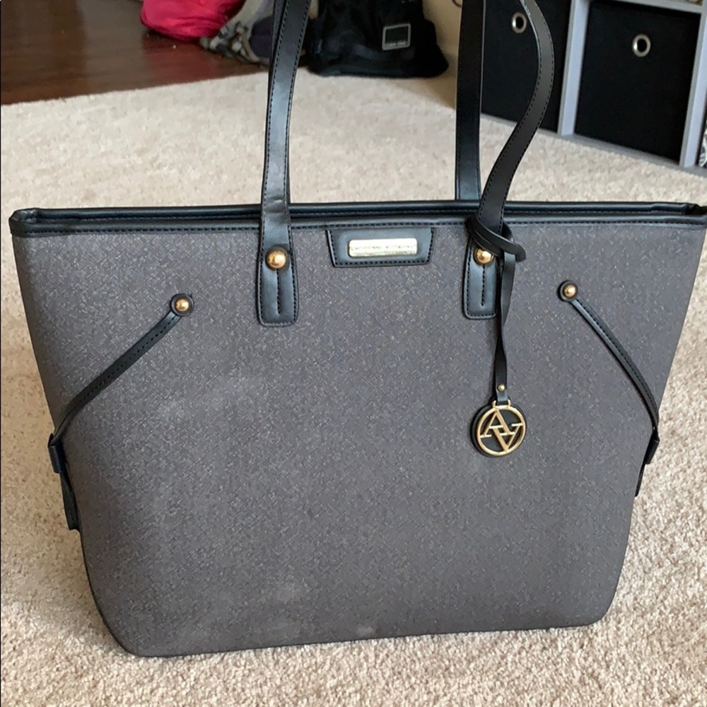 Adrienne Vittadini purse with laptop pouch
